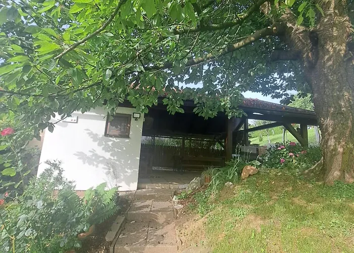 Hiska Janko In Metka Prázdninový dům